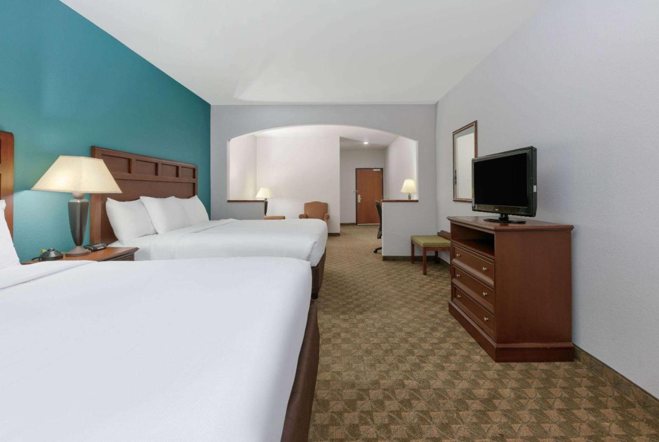 Comfort Inn&Suites near Comanche Peak Glen Rose Esterno foto
